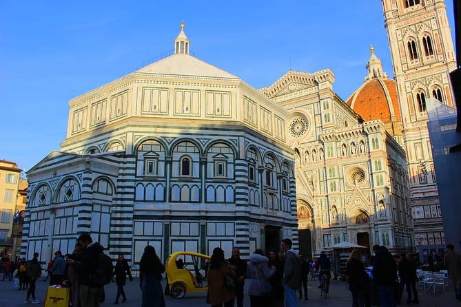 Private Tour: Accademia Gallery and City Tour - A smooth 2-hour Florence combo: museum entry plus historic-center bearings