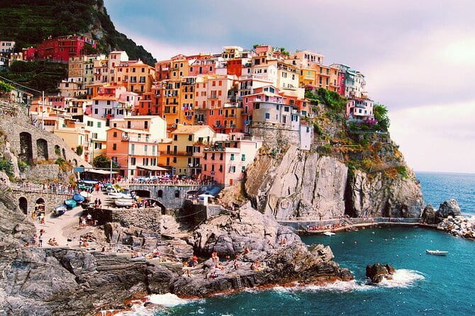 Private Tour from Florence Cinque Terre with Tower of Pisa - Corniglia: a short but scenic break for gelato and views