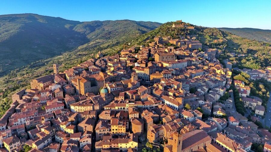 Private Tour From Florence to Cortona and Montepulciano - From Florence to Cortona: hilltop streets and movie-era atmosphere