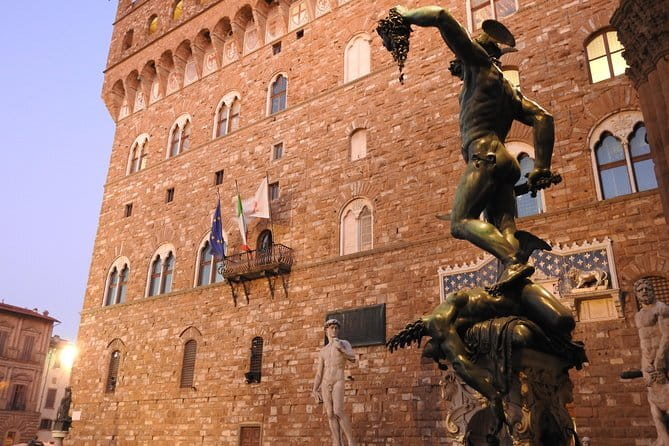 Private Tour of the Dark Heart of Florence at Sunset - Meeting at Piazza della Repubblica: Easy Start, Evening Energy