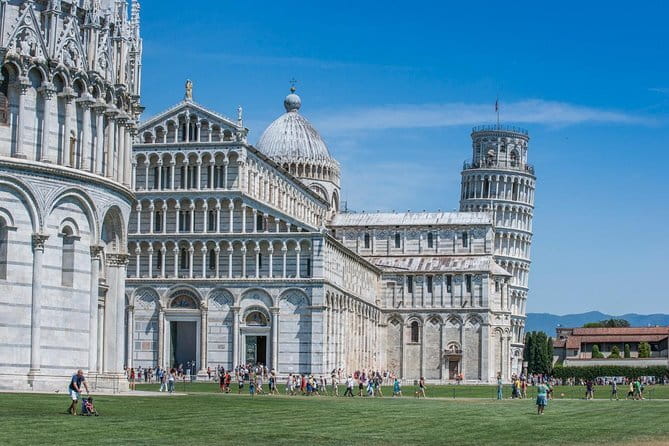 Private Tour: Pisa and Lucca from Florence - Pisa Stop 1: The Leaning Tower square, with time to breathe