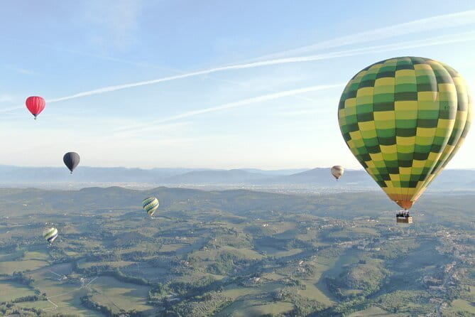 Private Tour: Tuscany Hot Air Balloon Flight from Firenze - About That Hour Aloft: What You’ll See Over Tuscany
