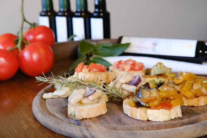 Private Tuscan Lunch with Wine & Evo oil tasting in the Vineyard - Wine, EVO oil, and balsamic: how the tasting part actually helps
