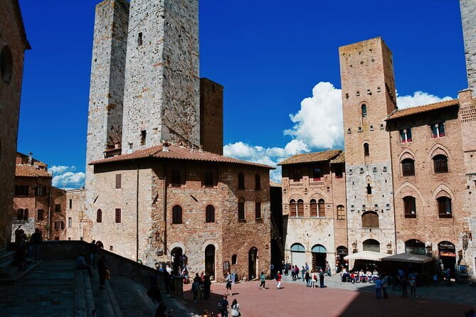Private Tuscany Day Tour: San Gimignano and Chianti Wine Region from Florence - Wine Tastings and the Food Gap: Budgeting Beyond the Base Price