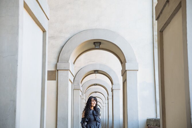 Private Vacation Photography Session with Local Photographer in Florence - Fiume Arno: Finishing With Water Views That Look Cinematic