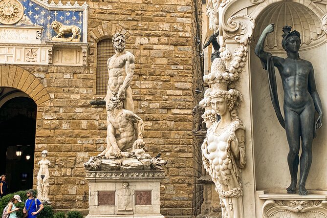 Private WALKING Tour and ACCADEMIA Gallery in Florence Italy - San Giovanni and the Duomo: best views, faster stops