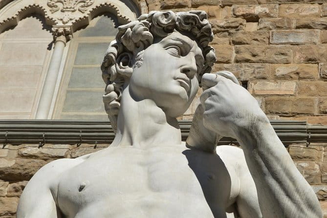 Private Walking Tour of Florence + Santa Croce Basilica - Stop inside Santa Croce: the tombs and the basilica experience