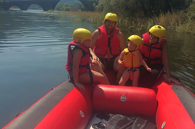 Rafting activity with family in Lucca - Transportation timing: how the 90 minutes stay doable with kids