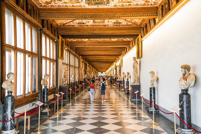Renaissance Masters: Uffizi Gallery Small Group Tour - Guide Quality: What to Look For on Arrival