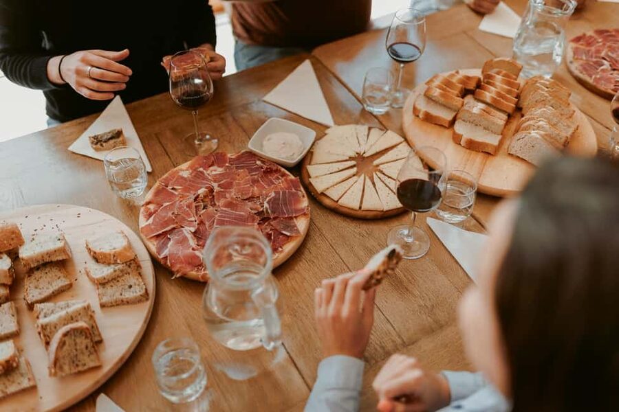 ROMANTIC WINE TOUR FOR 2 - Wine Tour in Chianti (Tuscany) - Winery stop #1: Tuscan lunch, olive oil, and balsamic tasting