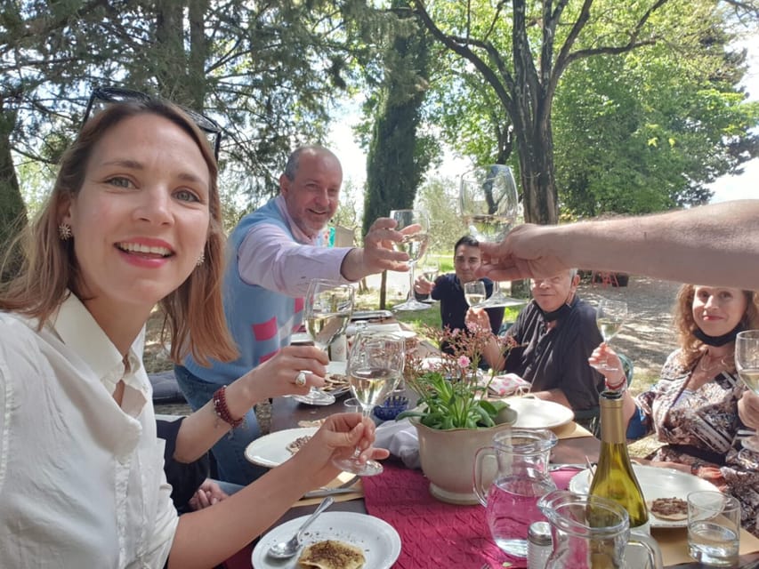 ROMANTIC WINE TOUR FOR 2 - Wine Tour in Chianti (Tuscany) - How to taste like you care (without turning it into homework)