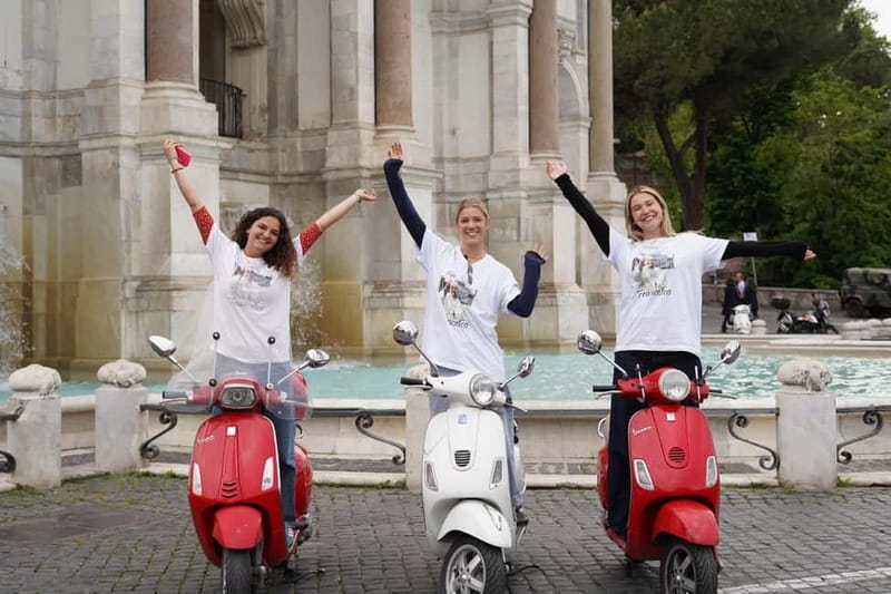 Rome Vespa Tour: Spirit of the Jubilee - Aqua Paola Fountain Photos and Gianicolo Hill Panoramas