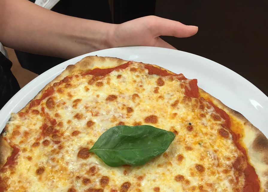 San Gimignano: 2-Hour Pizza Class & Wine Tasting - Key things to know before you go