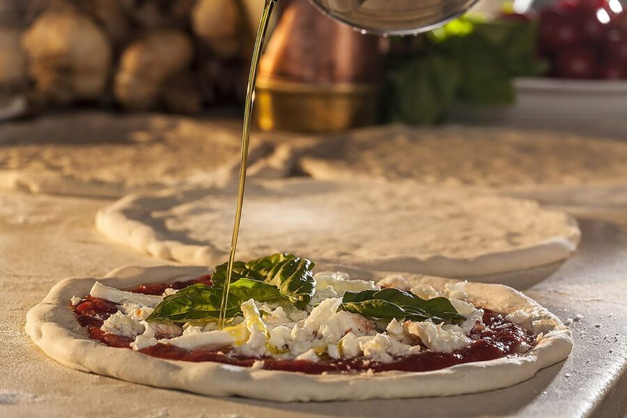 San Gimignano: 2-Hour Pizza Class & Wine Tasting - Who this fits best in your trip
