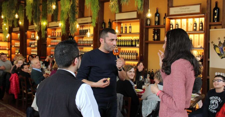 San Gimignano: 2-Hour Wine & Gourmet Tasting with Drinks - The Wine Lineup: Chianti, Vernaccia, and Familiar Names With a Twist
