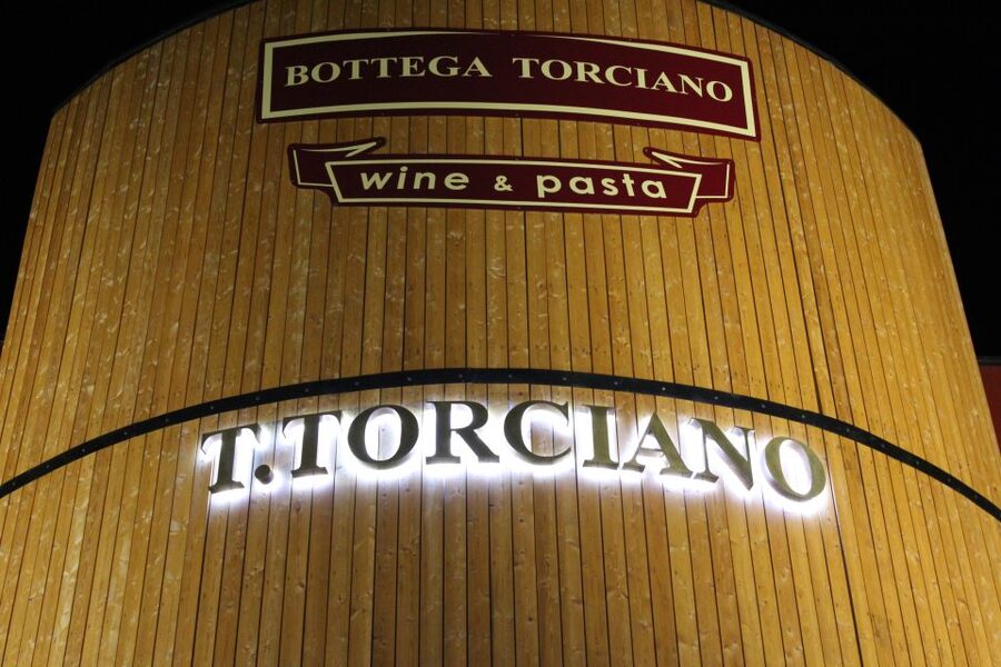 San Gimignano: 2-Hour Wine & Gourmet Tasting with Drinks - Beyond Wine: Olive Oil and Balsamic Pairing That Actually Teaches