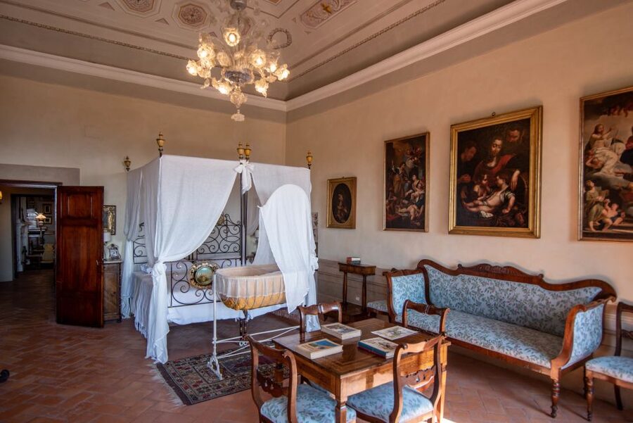 San Gimignano Campatelli Home and Tower Visit - Who should book this (and who might not love it)