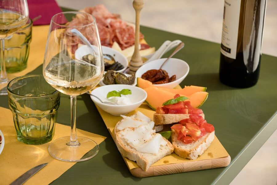San Gimignano: Chianti wine tasting experience - Price and value: is $35 for four wines a good deal?