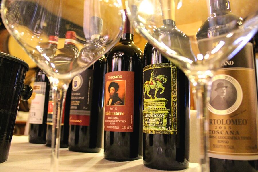 San Gimignano: Lunch or Dinner at a Winery with Wine Tasting - Who this experience suits best (and who might want a different plan)