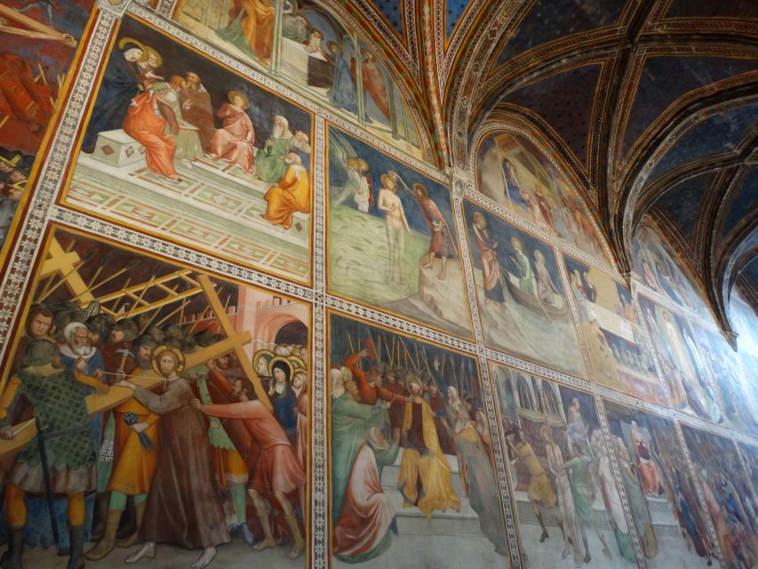 San Gimignano private guide: Manhattan of the Middle Ages - Start at Porta San Giovanni and get your bearings fast