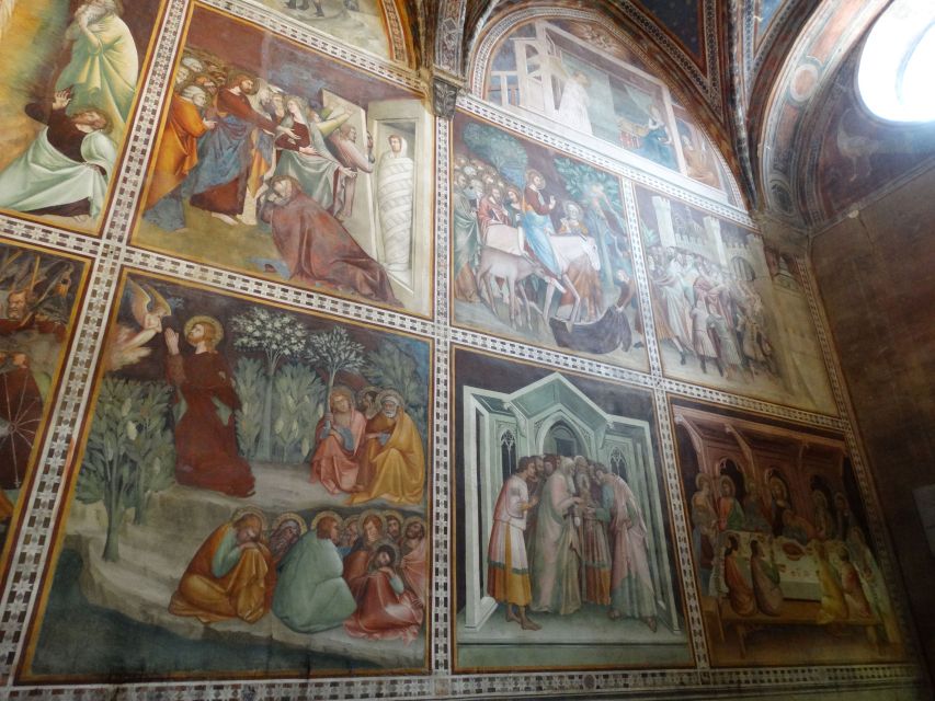 San Gimignano private guide: Manhattan of the Middle Ages - 14 towers, medieval lanes, and that hilltop “still standing” feeling