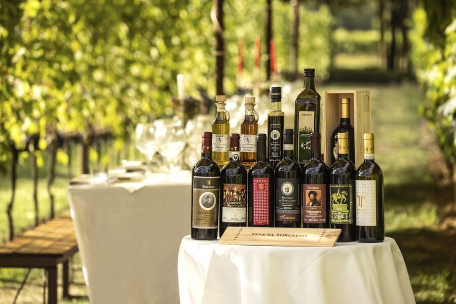 San Gimignano: Romantic Vineyard Dinner - Photo Time in the Gardens and Vineyards: Make It Count