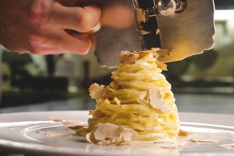 San Gimignano: Truffle Cooking Class with Wine Tasting - Logistics in plain terms: duration, language, and location changes