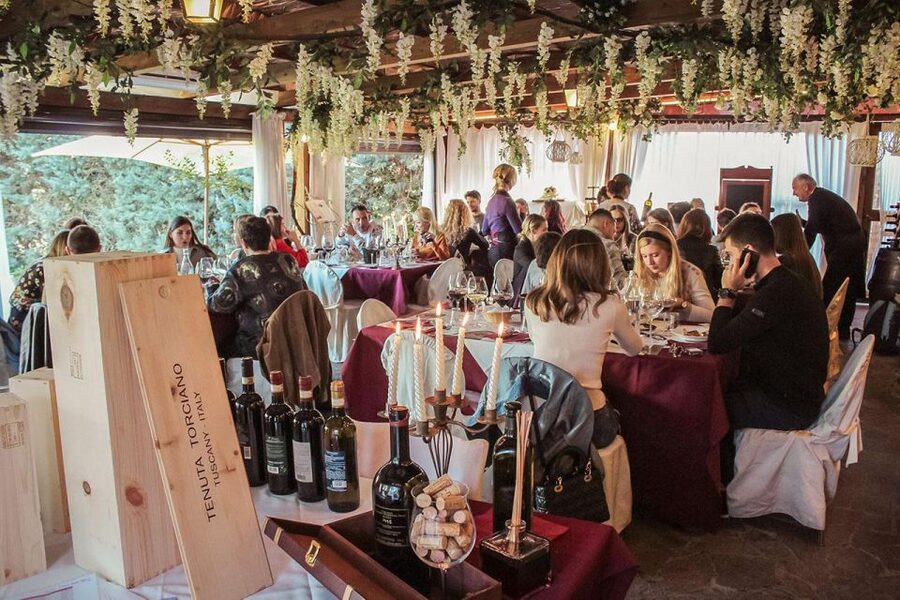San Gimignano Wine Tasting and Class in Winery for Beginners - First, know what kind of tasting this really is