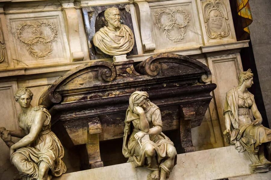 Santa Croce Basilica Guided Tour - Santa Croce’s architecture: the big Franciscan church explained in plain language