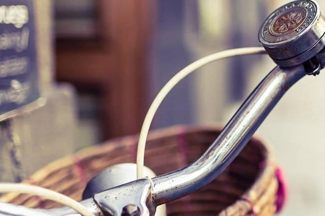 Self-Drive Vintage Fiat 500 Tour from Florence: Sunset Drive and Aperitivo - Chianti wine at the villa: education you can actually use