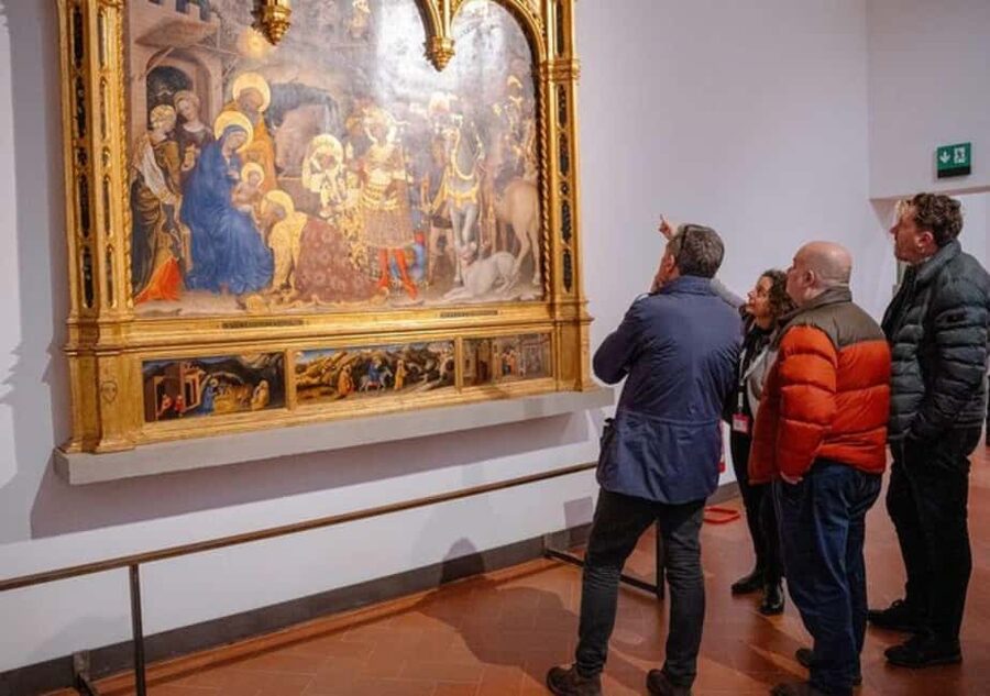 Semi Private Uffizi Gallery Guided Tour in Florence - Hearing the Guide in a Crowded Museum: The Radio System Advantage