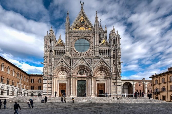 Siena and Chianti Wineries Excursion by Private Luxury Van from Florence - Siena first: Piazza del Campo, the cathedral façade, and the Palio vibe