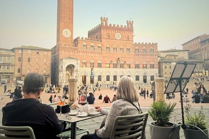 Siena, San Gimignano, Tuscany, Lunch & Wine Tasting - Small Group - Monteriggioni fortress city: a 40-minute stop that gives you scale