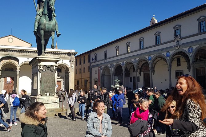 Sit and walk Florence tour with Gelato - Meeting at the Duomo: The Route Starts Where Florence Feels Real