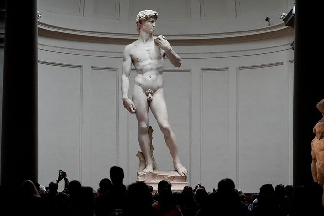 Skip the Line Accademia Gallery Small Group Walking Tour - Piazza della Signoria: the politics behind the famous statue