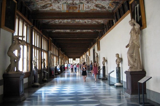 Skip the line: Uffizi small group and walking tour of Florence - Why this Florence format works (especially on a first visit)
