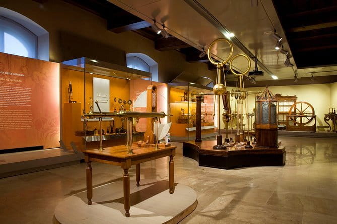 Small-group Guided tour of Galileo's Museum - The Real Value of Skip-the-Line Admission