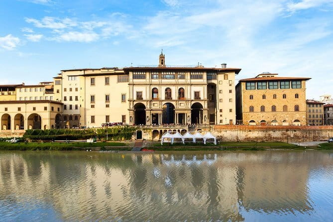 Small Group Guided Uffizi Gallery Tour with Timed Entry - Small-group pacing that actually feels manageable