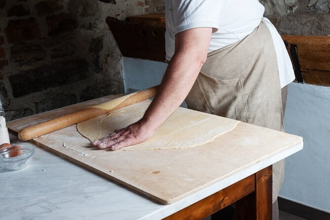 Small Group Pasta Making Class Wine Tasting in a Tuscan Castle - Meeting Point and Timing: How the Florence-to-Castle Day Fits