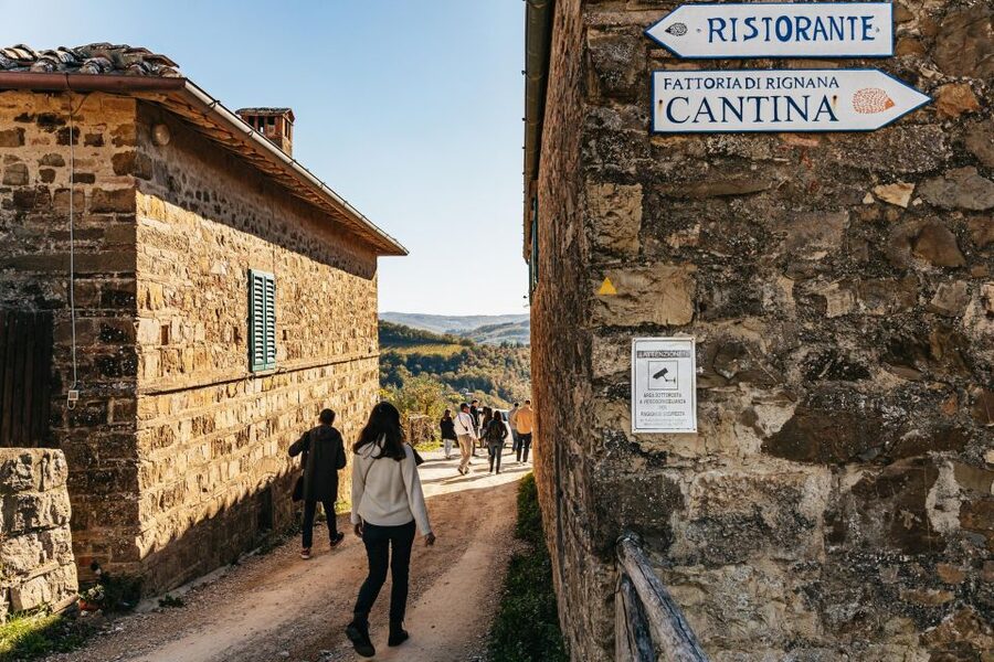 SMALL GROUP Tuscany Wine Tasting Safaris with Lunch / Dinner - Price and value: is $153 a good deal?