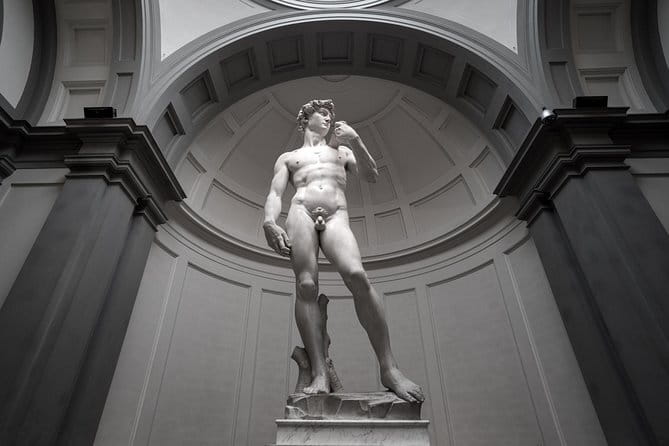 Small Group Uffizi & Accademia Museum with Walking Tour - Meeting at Piazzale degli Uffizi: Easy Start, Clear Endpoint