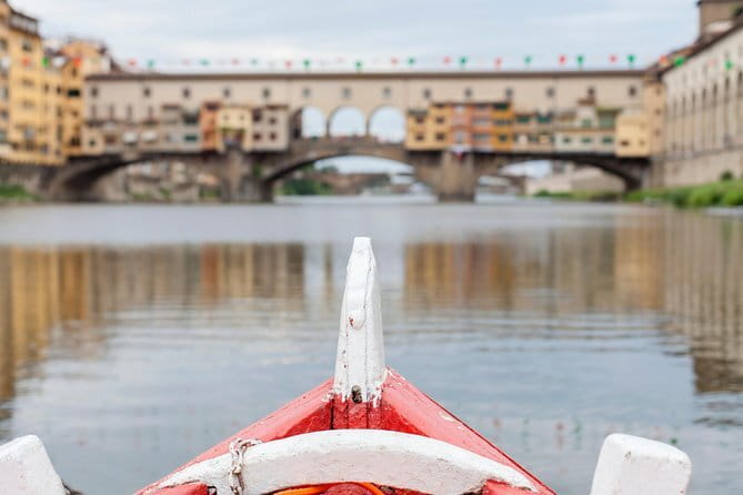 SUP at Ponte Vecchio with a Floating Drink - Florence Paddleboarding - Price and value: is $144.17 worth it?