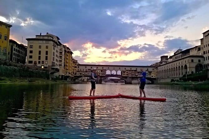 SUP at Ponte Vecchio with a Floating Drink - Florence Paddleboarding - Getting comfortable fast with the guide (and why it matters)