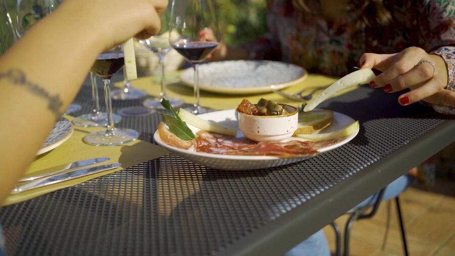 Taste Chianti, Montalcino & Montepulciano – Minivan Day Tour - Key things that shape this day