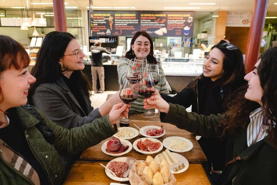 Taste Florence: A Food Lover’s Tour - Guides make the difference: Francesco and Eleonora’s style
