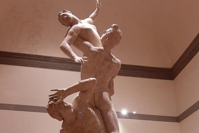 The Accademia Gallery in Florence with your private guide - Where this tour starts: the Via Ricasoli meet-up and smooth entry