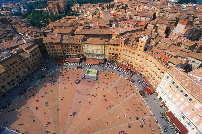 The best of Siena and San Gimignano from Livorno - Piazza del Campo in Siena: The Square You Actually Need Time For