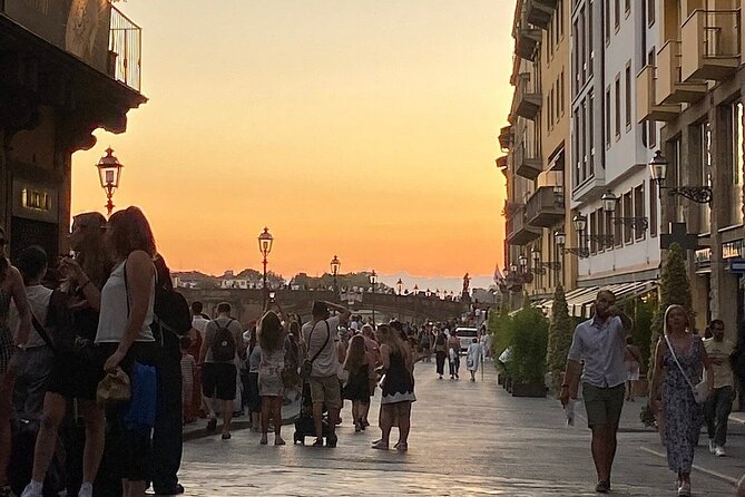 The Dark Side of Florence: Mysteries and Legends - Stop 3: Piazza del Duomo Area Curiosities
