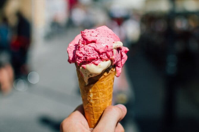The Real Italian Artisan Gelato - Milk-based gelato: the part that makes it creamy and stable