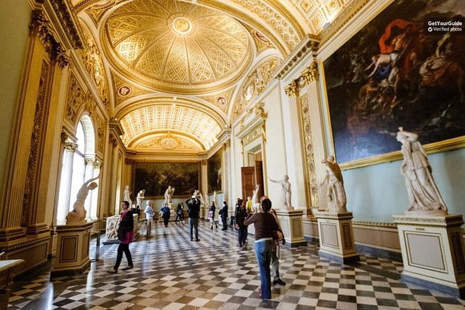 The Uffizi discovery tour with your private guide in Florence - Price and value: what $210.04 buys you